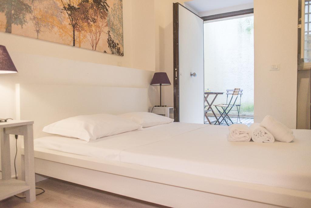 Bed & Breakfast Santi Quattro Al Colosseo Roma